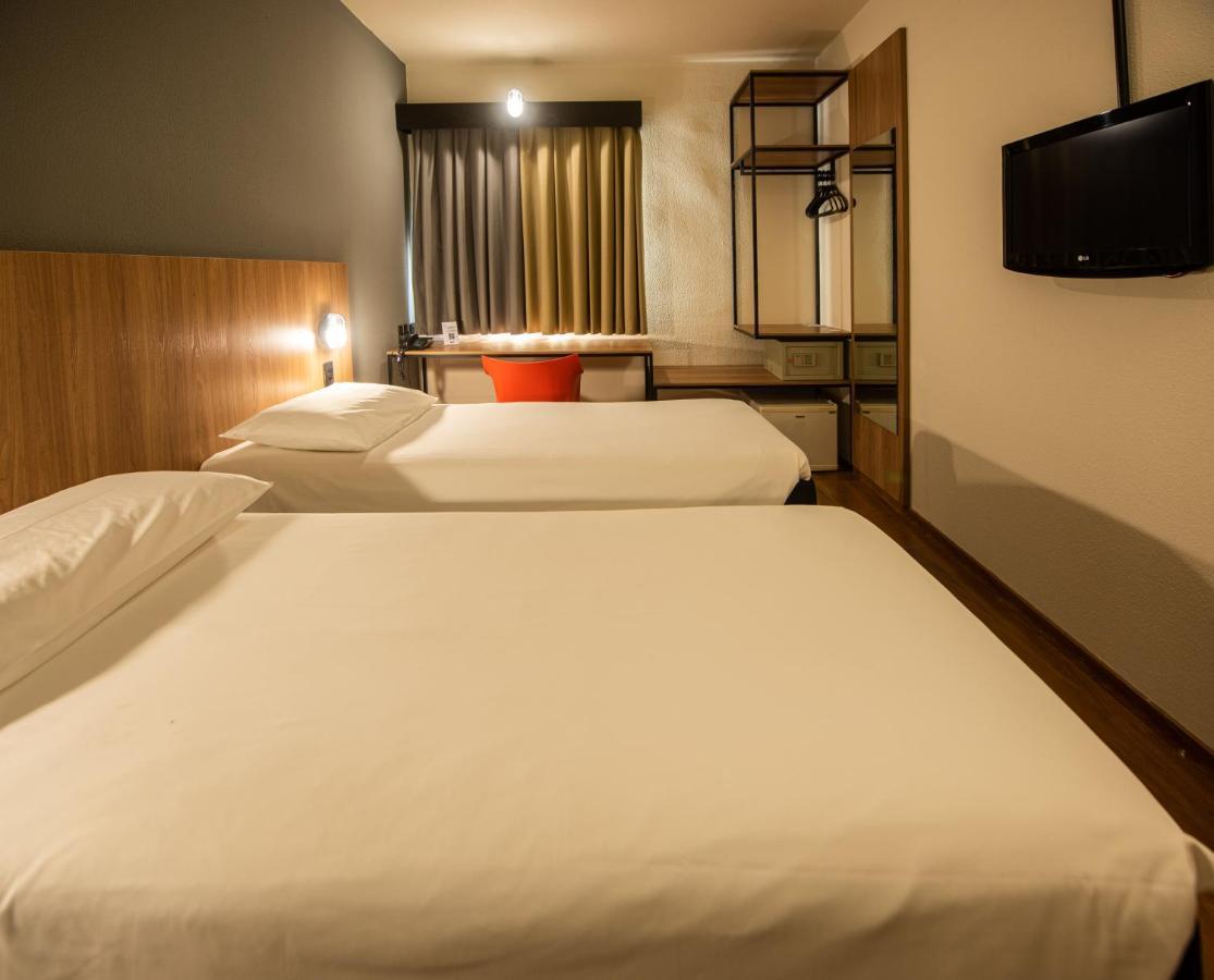 Hotel Ibis Betim Extérieur photo